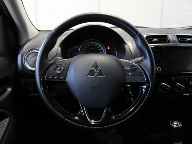 Mitsubishi Space Star Star