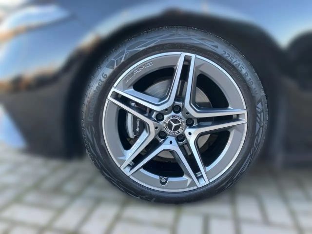 Mercedes-Benz A 200 AMG Line Guard