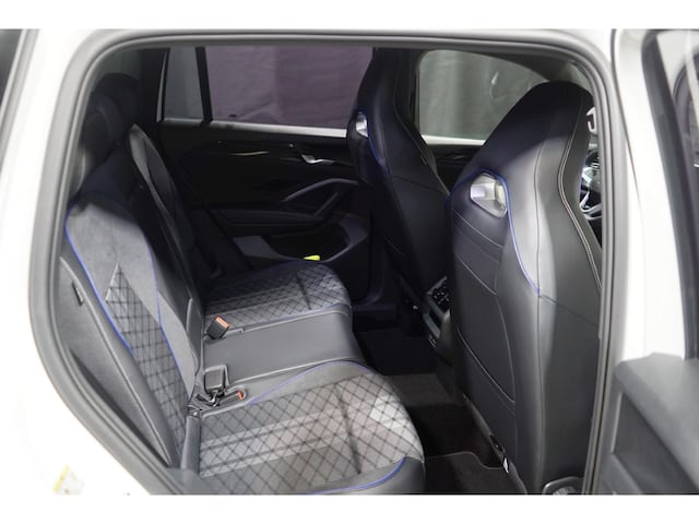 Volkswagen Tiguan 1.5 eTSI R-Line Style