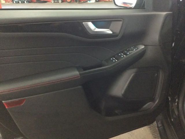 Ford Kuga EcoBoost ST Line