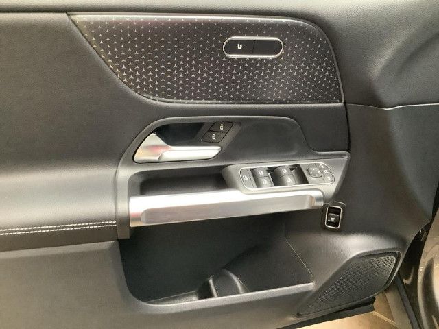 Mercedes-Benz GLB 200 GLB 200 d