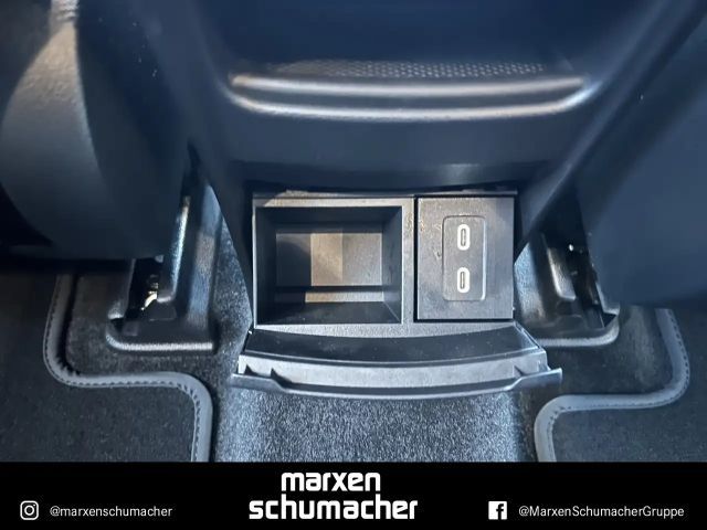 Mercedes-Benz EQA 300 4MATIC AMG Line