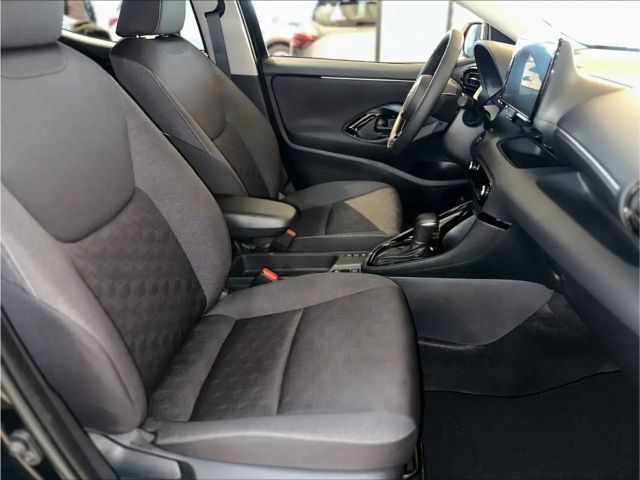 Toyota Yaris Hybride Team D