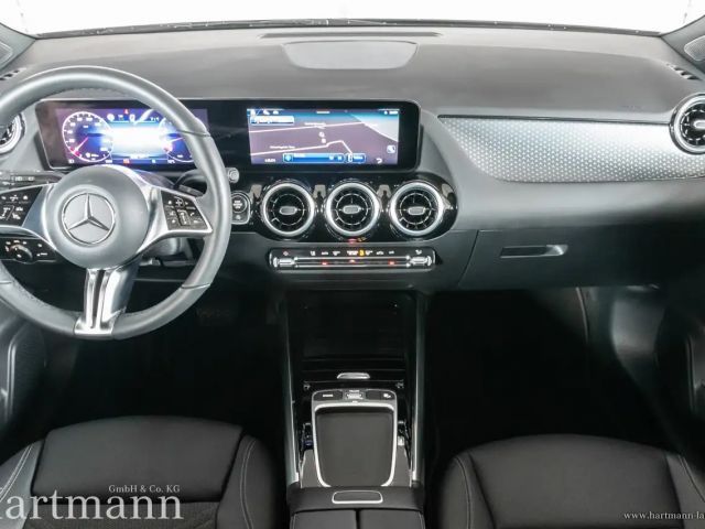 Mercedes-Benz GLA 180 Progressive