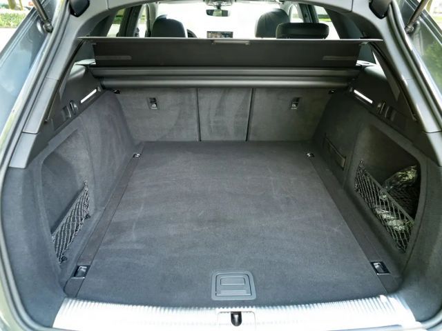 Audi RS4 Avant Quattro