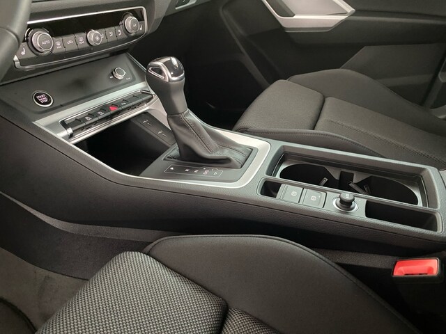 Audi Q3 S-Tronic