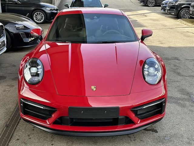 Porsche 911 Carrera Coupé GTS