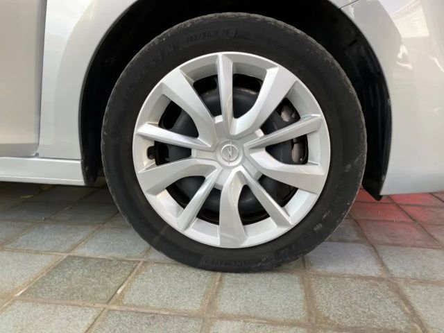 Opel Corsa Sitzheizung,Rückfahrkamera,Parkpilot