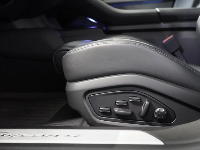 Porsche Taycan 4 Cross Turismo