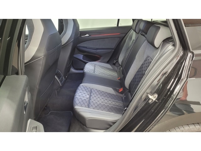 Volkswagen Golf 2.0 TDI DSG Golf VIII Variant