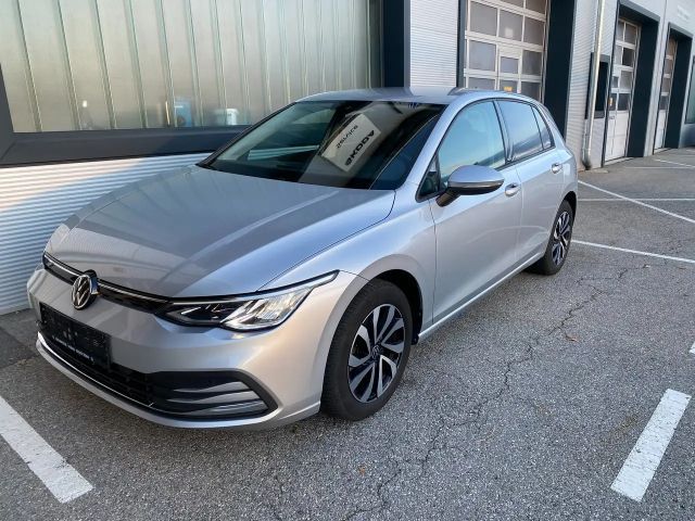 Volkswagen Golf 8 Limo Sondermodell*Active*116TDI,AHV,LED,ACC,Navi