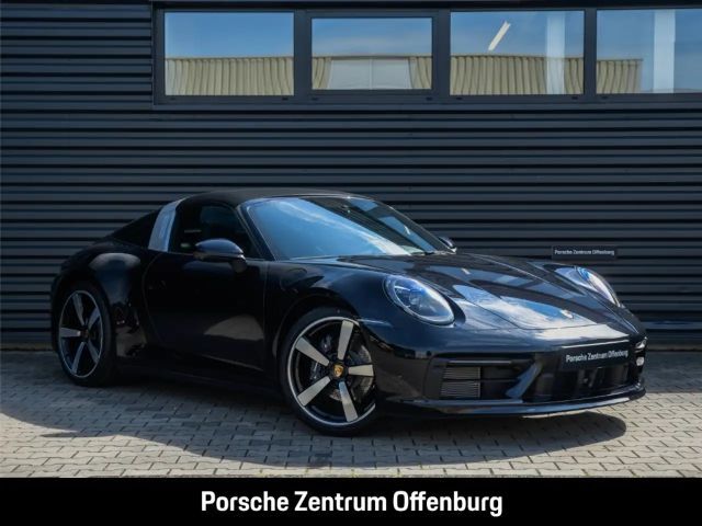 Porsche 992 4 Coupé Targa