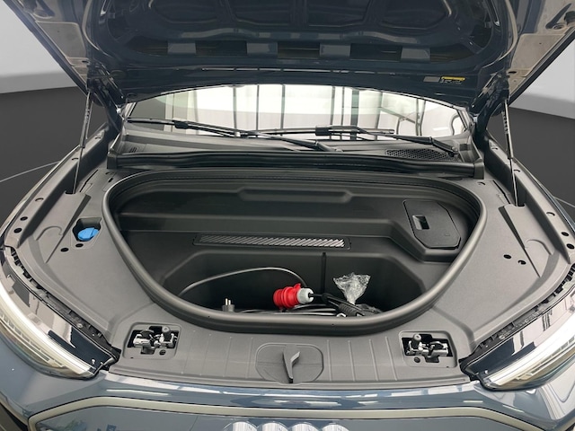 Audi Q6 e-tron Performance