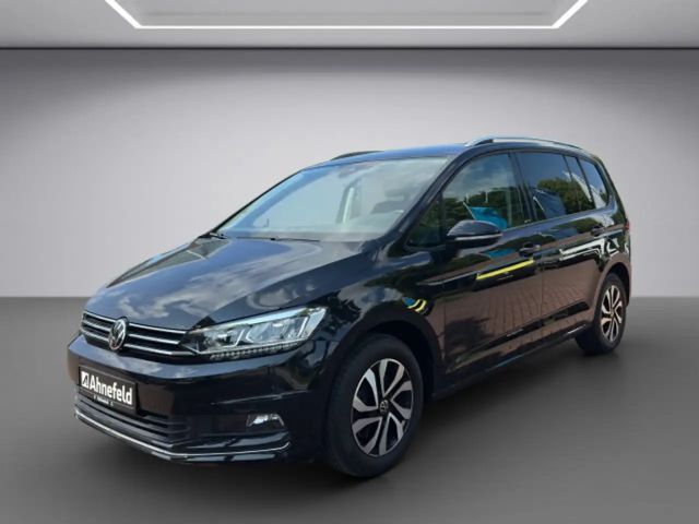 Volkswagen Touran 1.5 TSI DSG