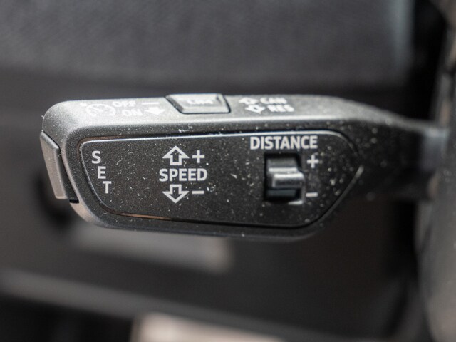 Audi A6 Avant Quattro S-Tronic