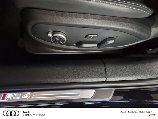 Audi RS4 Avant Quattro