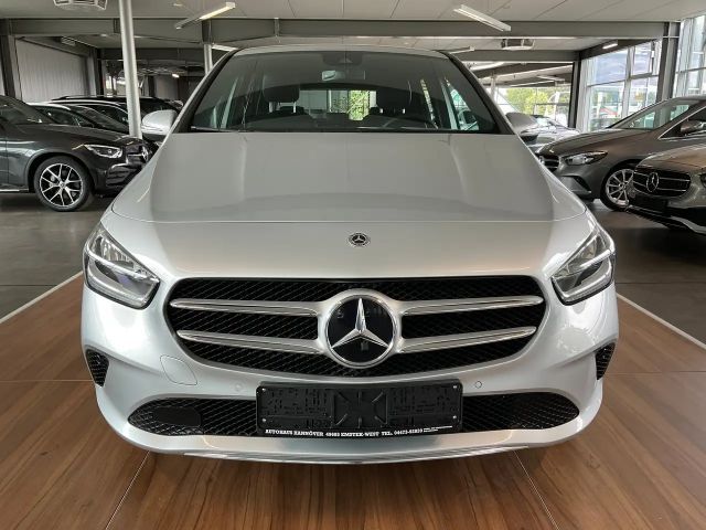 Mercedes-Benz B 180 B 180 KAMERA/SPUR/NAVI/GRA/PARKTRONIC