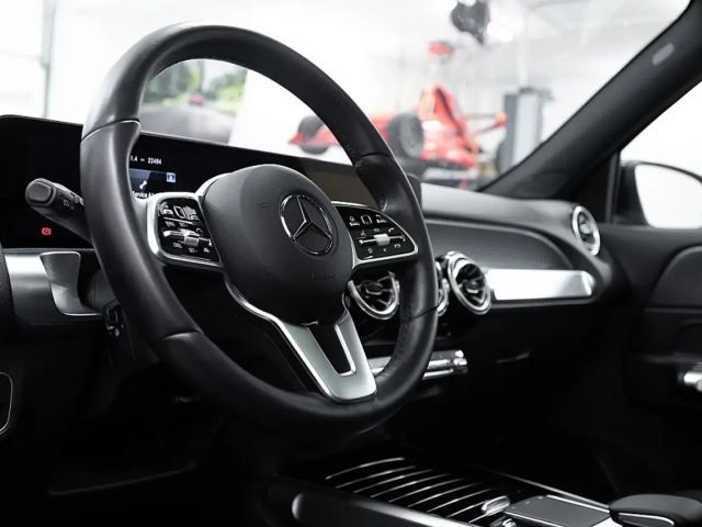 Mercedes-Benz EQB 250