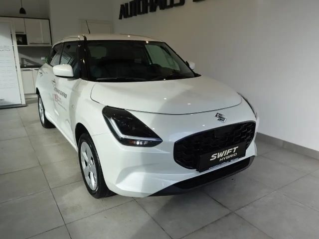 Suzuki Swift AllGrip Hybrid Shine