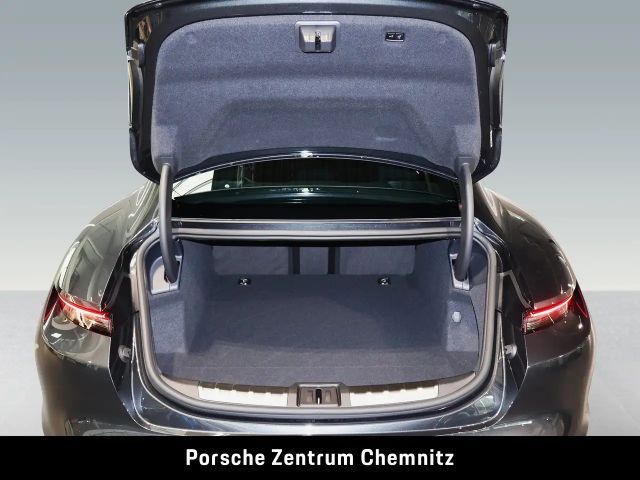 Porsche Taycan 4 GTS