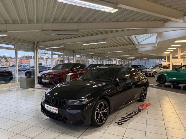 BMW 320 320d M-Sport Sedan xDrive