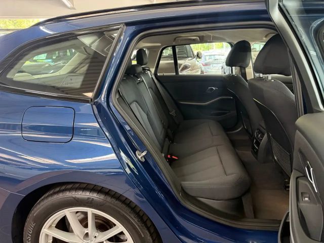 BMW 318 318d Touring