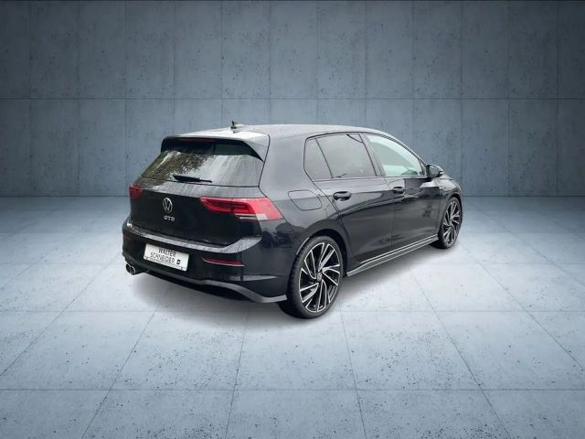 Volkswagen Golf 2.0 TDI DSG GTD