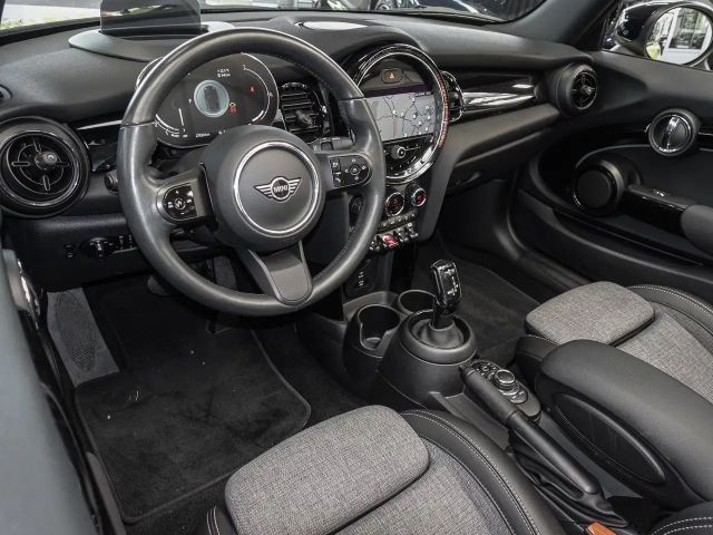 MINI Cooper Cabrio Cooper Classic Trim Aut. HUD NAVI LED PDC V+H DAB