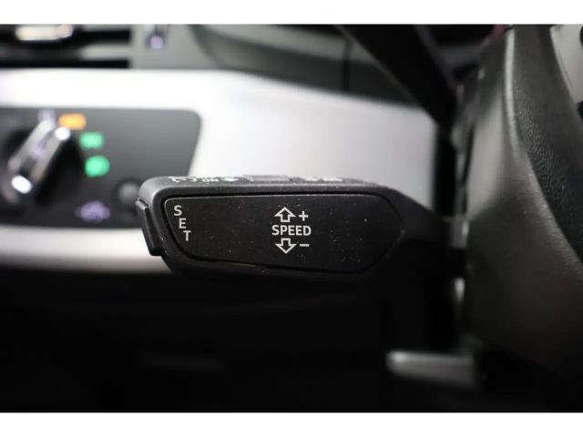 Audi A4 40 TFSI Avant S-Line S-Tronic