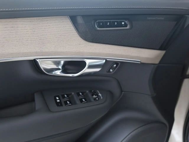 Volvo XC90 Dark Plus T8