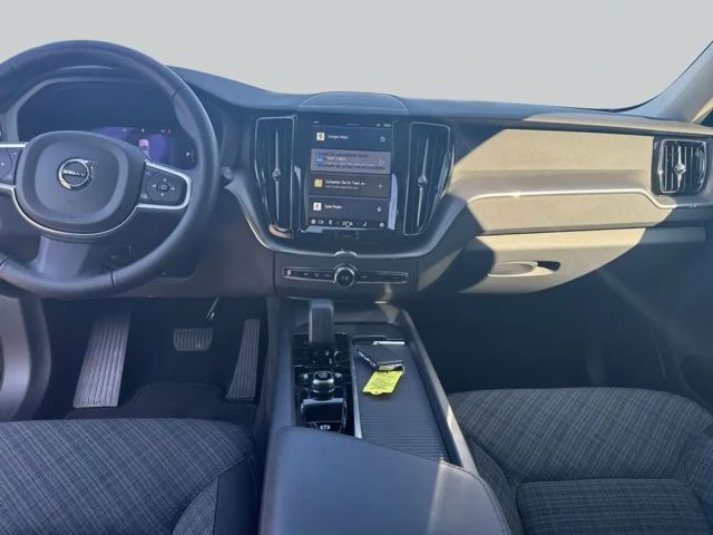Volvo XC60 AWD Core