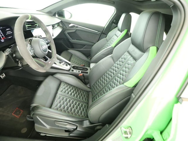 Audi RS3 Quattro S-Tronic Sedan