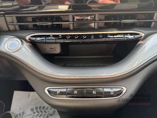 Fiat 500e +Klimaaut.+Tempomat+CarPlay+Spurhalte Navi Digital