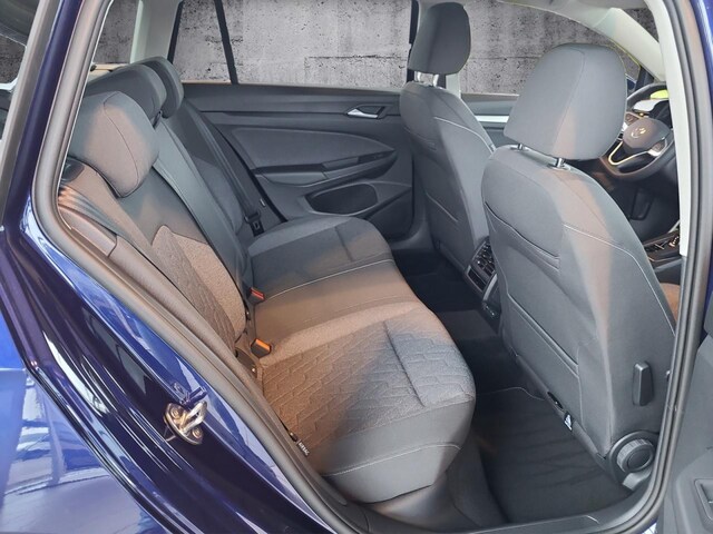 Volkswagen Golf Life Variant