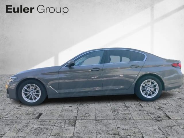 BMW 520 520d Sedan