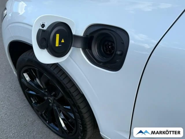 Volvo XC60 AWD Plus T8