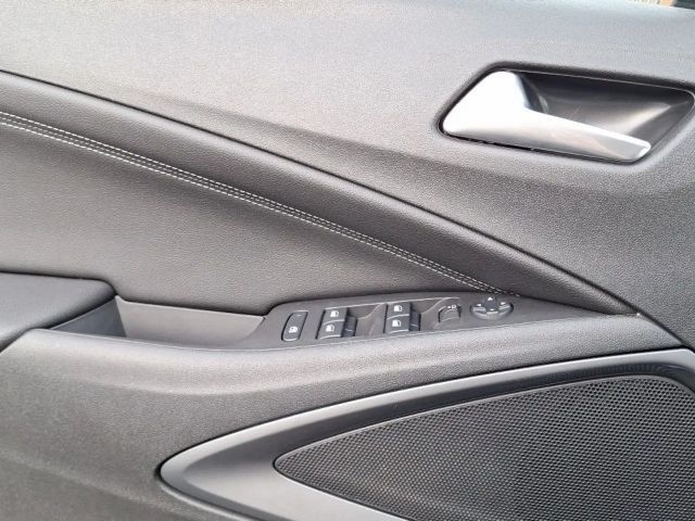 Opel Crossland X 1.2 Turbo Elegance Turbo