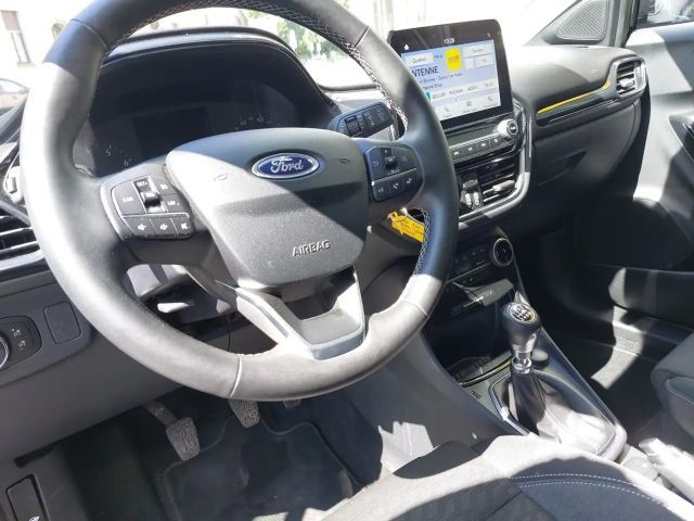 Ford Puma EcoBoost Titanium