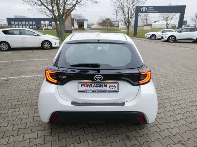 Toyota Yaris Hatchback Team D