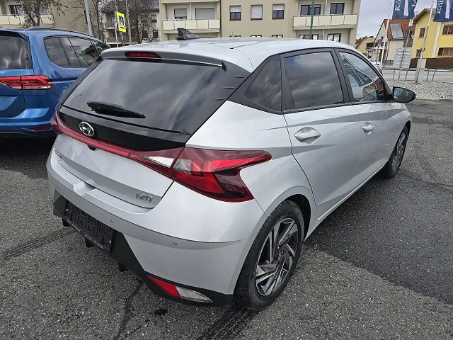 Hyundai i20 1,2 MPI i-Line