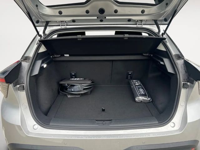 MG MG4 51 kWh 64 kWh Luxury