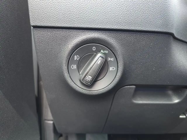 Skoda Karoq 1,0TSI 115PS Navi/LED/ACC/Kamera/Winterp.    **