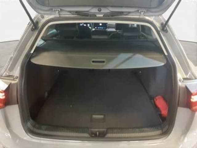 Volkswagen Golf 1.5 eTSI Golf VIII Variant