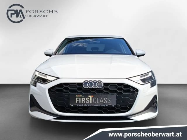 Audi A3 30 TFSI Sedan