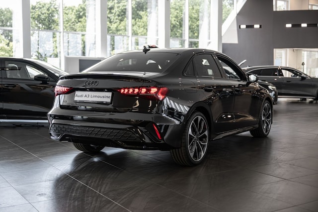 Audi A3 S-Line S-Tronic Sedan