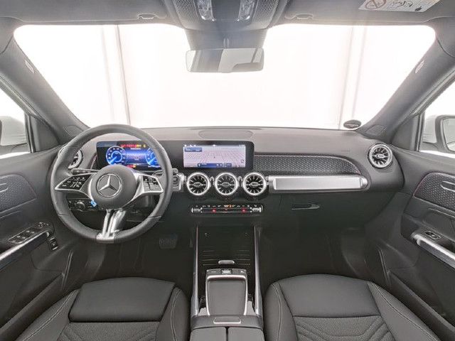 Mercedes-Benz EQB 300 4MATIC