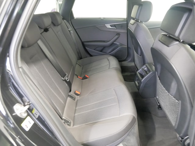 Audi A4 Avant S-Tronic