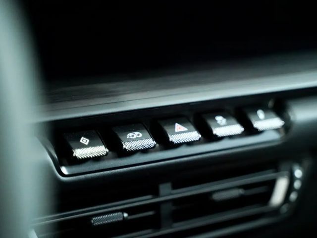 Porsche 992 Carrera Coupé GTS