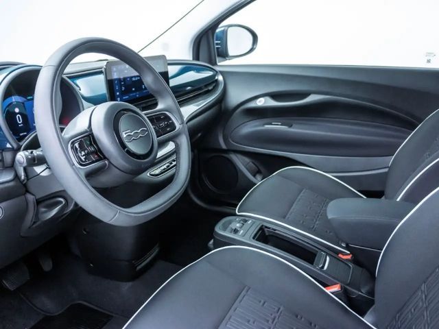 Fiat 500 Klimaautomatik, LED, PDC + Kamera, Allwetter, Carp