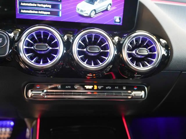 Mercedes-Benz EQA 300 4MATIC AMG Line